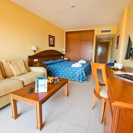 Bahia Tropical Hotel 4*