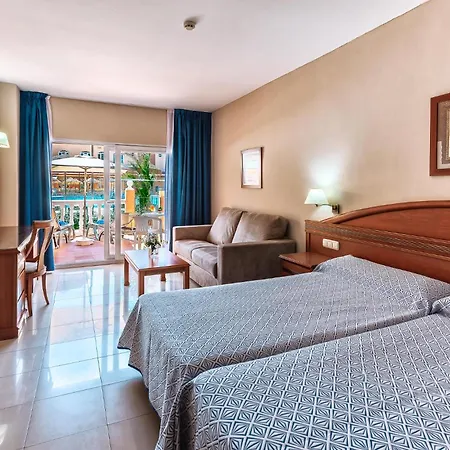 Bahia Tropical Hotel