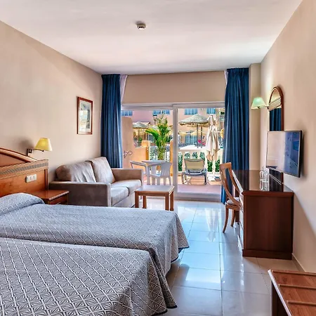 Bahia Tropical Hotel