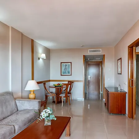 Bahia Tropical Hotel 4*