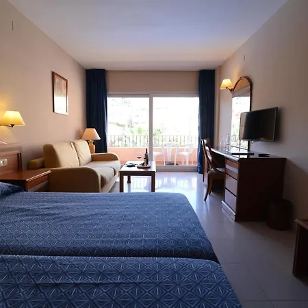 Hotel Bahia Tropical 4*