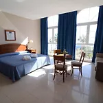 מלון Bahia Tropical Almuñécar